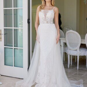 short wedding dress with detachable train BaoWw Women's Off the Shoulder Mini Dresses for Women Lace Applique Bridal Gowns Ivory at Amazon Women's Clothing store catching transformation from a spirited reception look to a stunning ceremony silhouette Sweetheart Lace Short-sleeved Mermaid Wedding